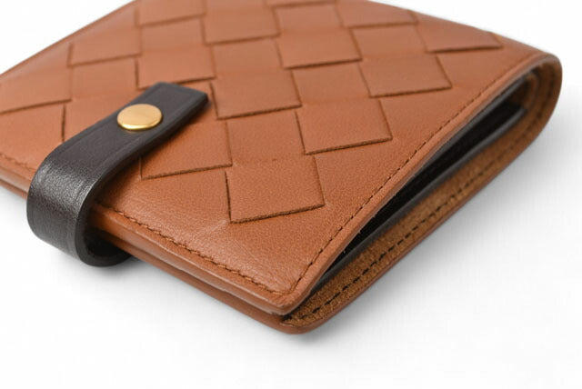 Bottega Veneta Leather Bifold Wallet 574055