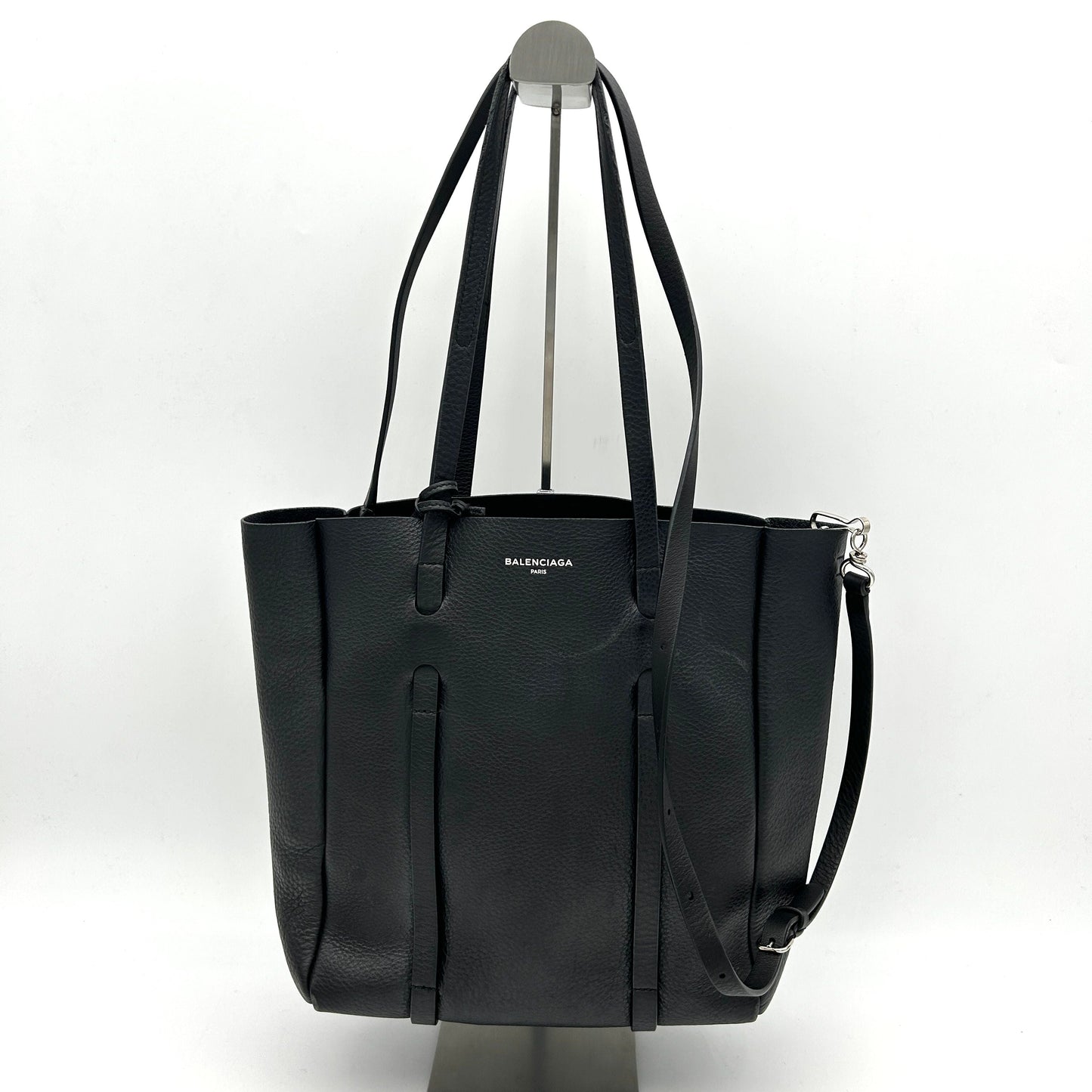 Balenciaga Everyday Tote M - Black Totes, Handbags IT5IJM3R36LG