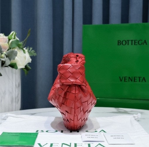 Bottega Veneta mini jodie 28 red lambskin