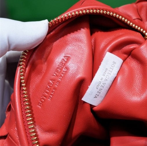 Bottega Veneta mini jodie 28 red lambskin