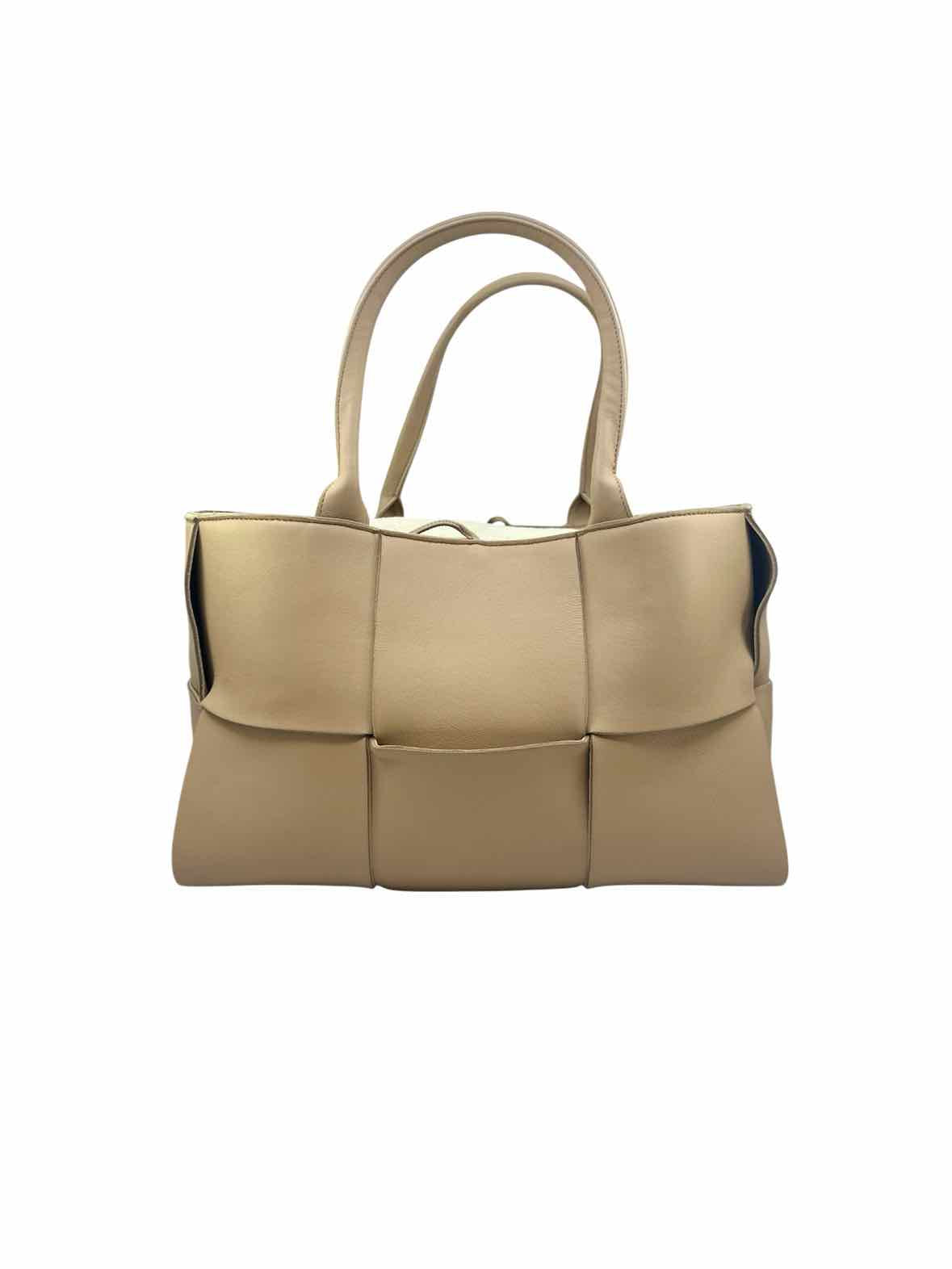 BOTTEGA VENETA Beige Leather Handbag