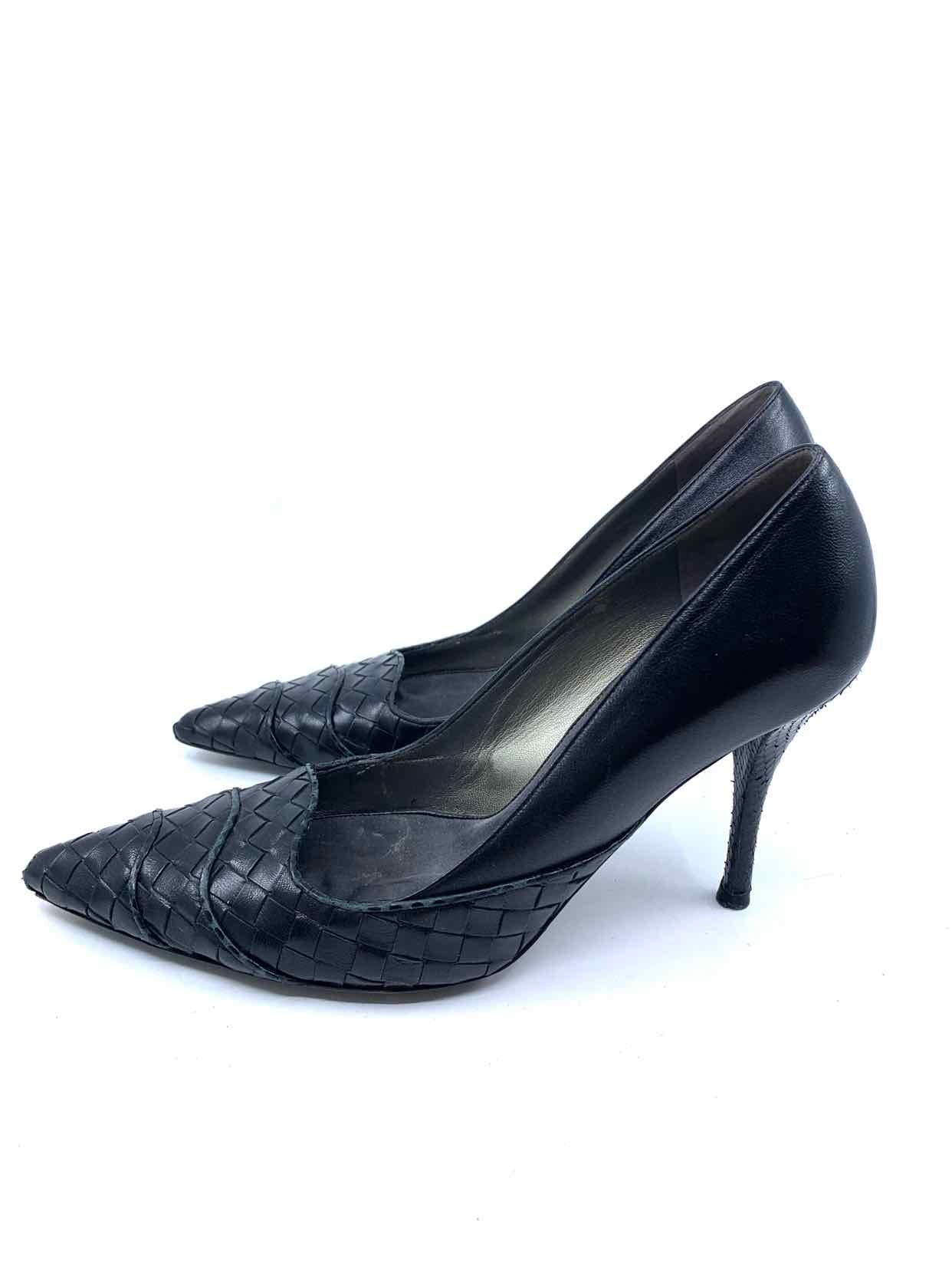 BOTTEGA VENETA Black Leather Pumps | 7