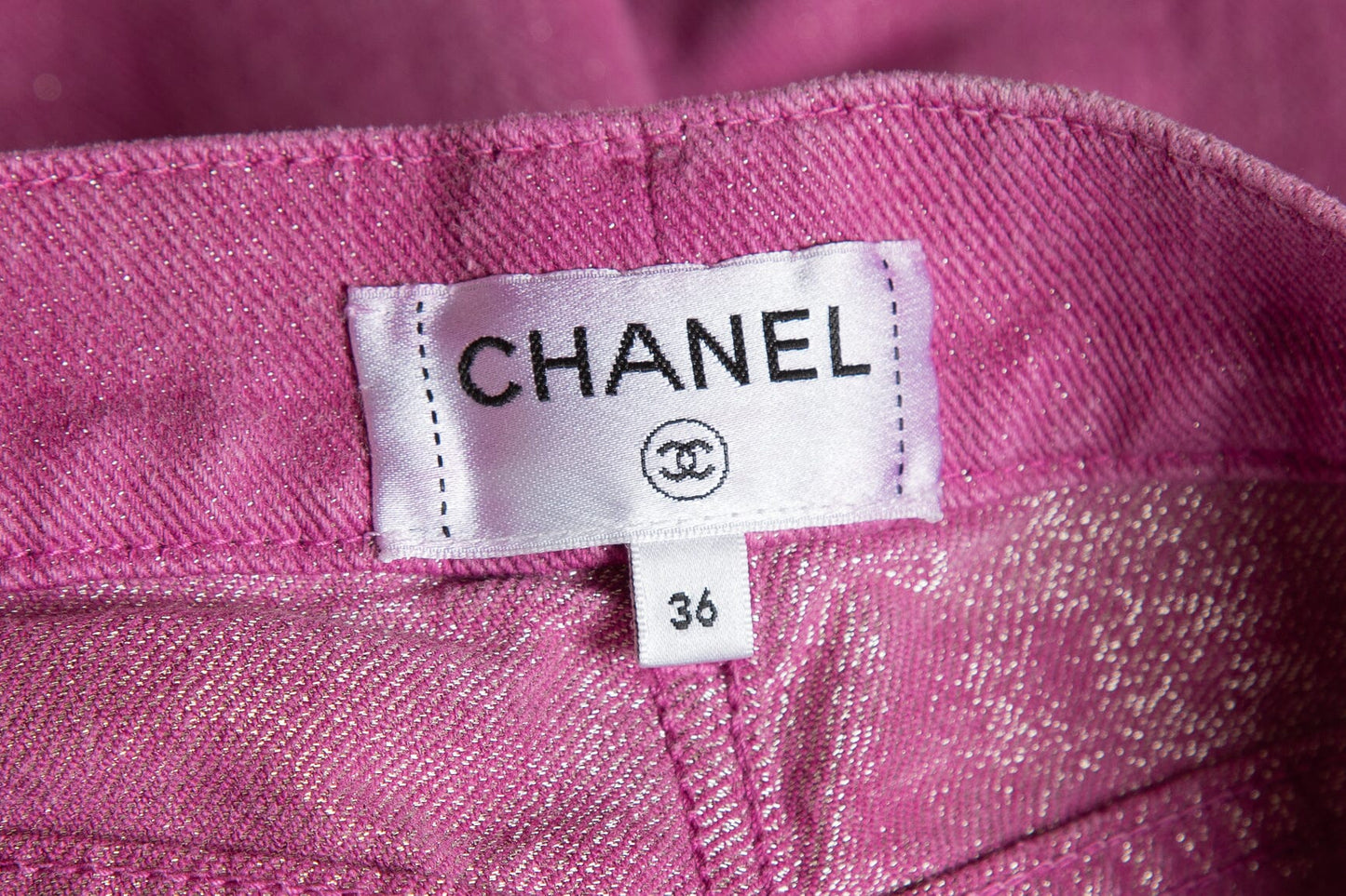 Chanel 2023 Pink Interlocking CC Logo Skinny Jeans SZ 36