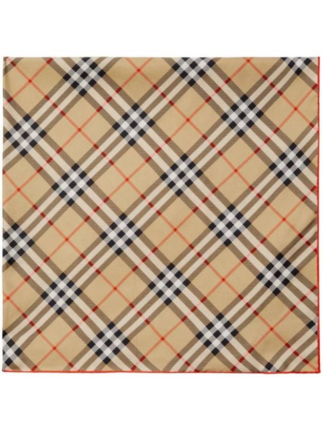 Burberry Vintage Check Silk Muffle Beige