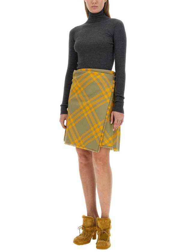 Burberry Check KILT Skirt 8077203 B7363 B0010785421