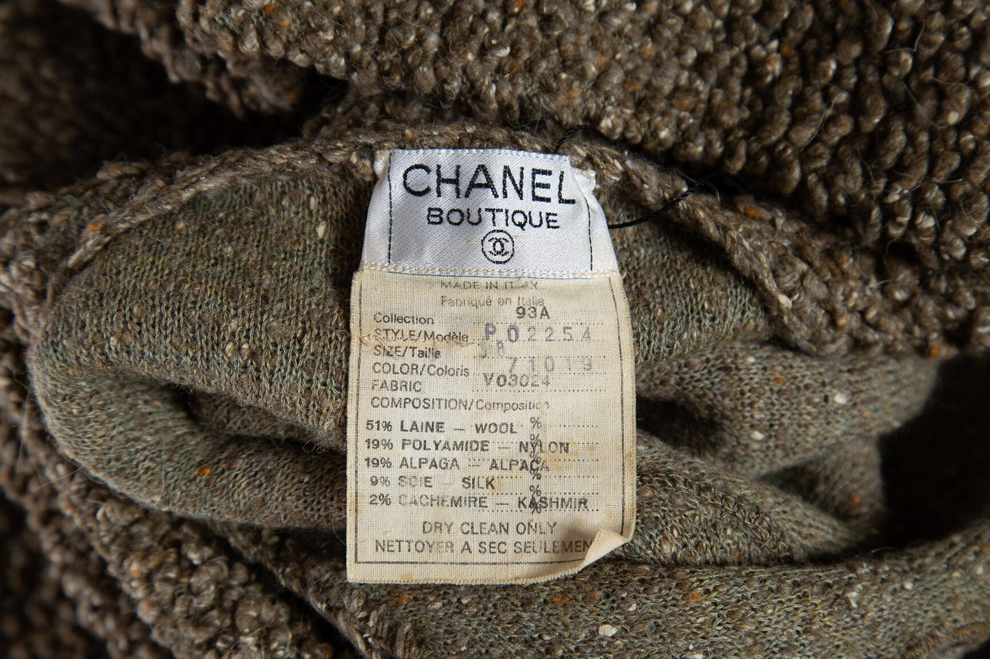 Chanel Vintage 1993 Autumn Moss Long Line Sweater Jacket SZ 38