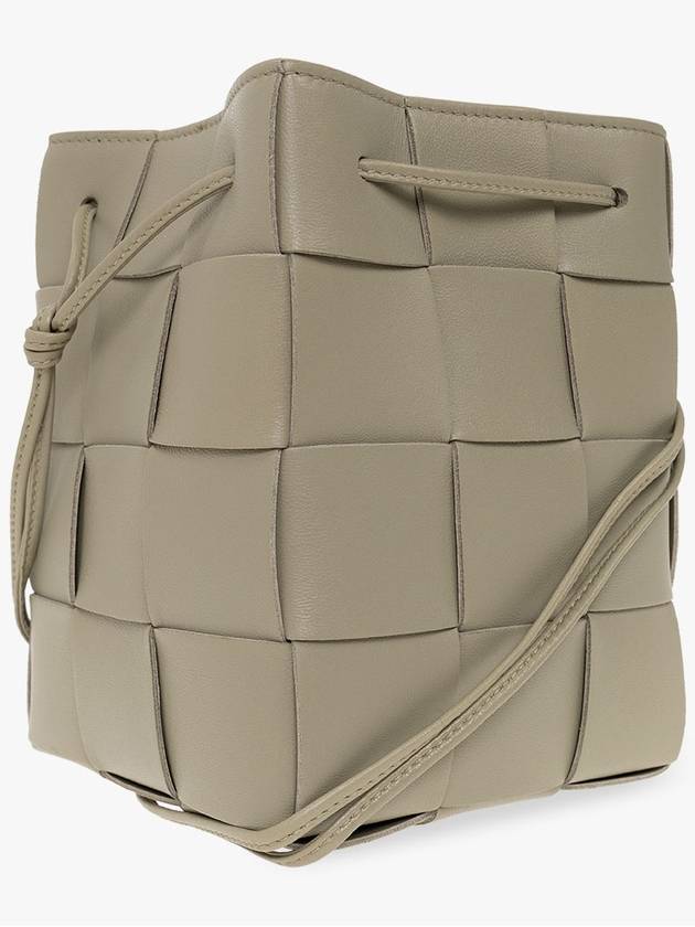 Bottega Veneta Intrecciato Cassette Small Bucket Bag Travertine