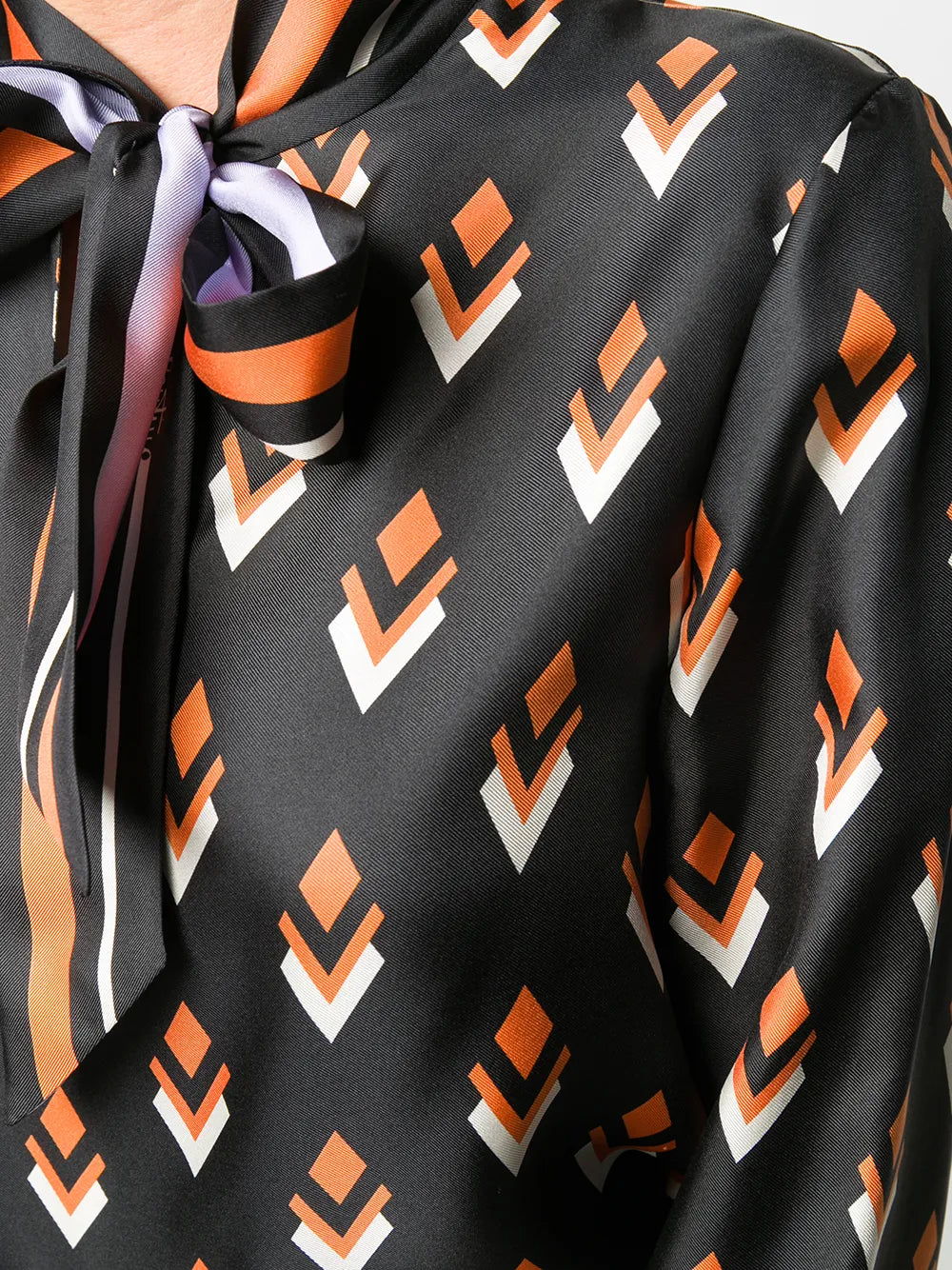 Valentino Garavani Pussy-Bow Diamond-Print Silk Top 38 Black,Multicolor