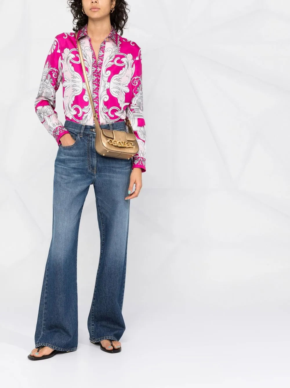 Valentino Garavani Vlogo Chain Leather Shoulder Bag