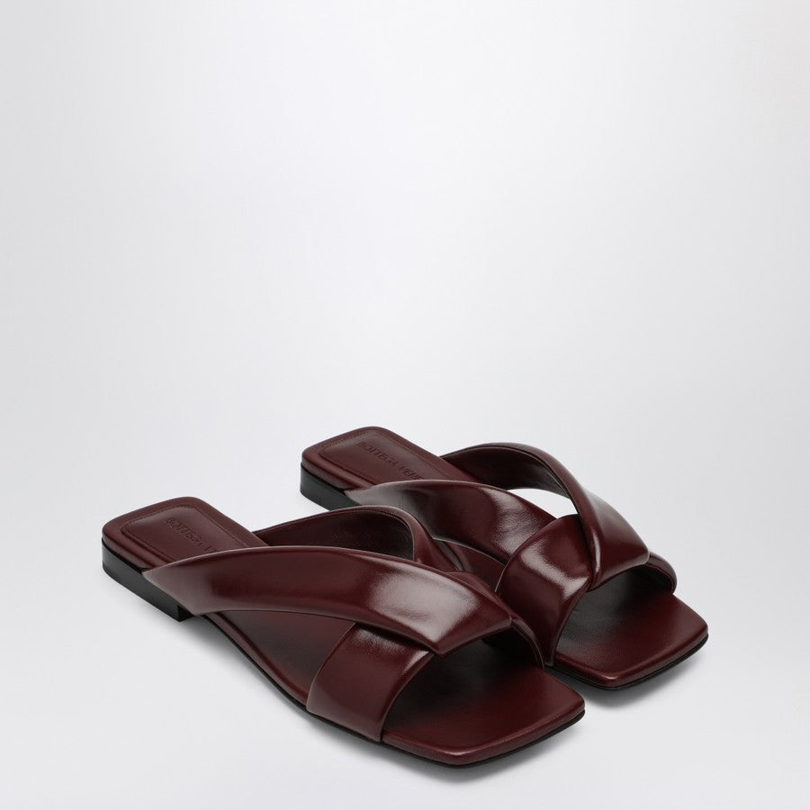 Bottega Veneta Women Mule Flat Riva Color Barolo