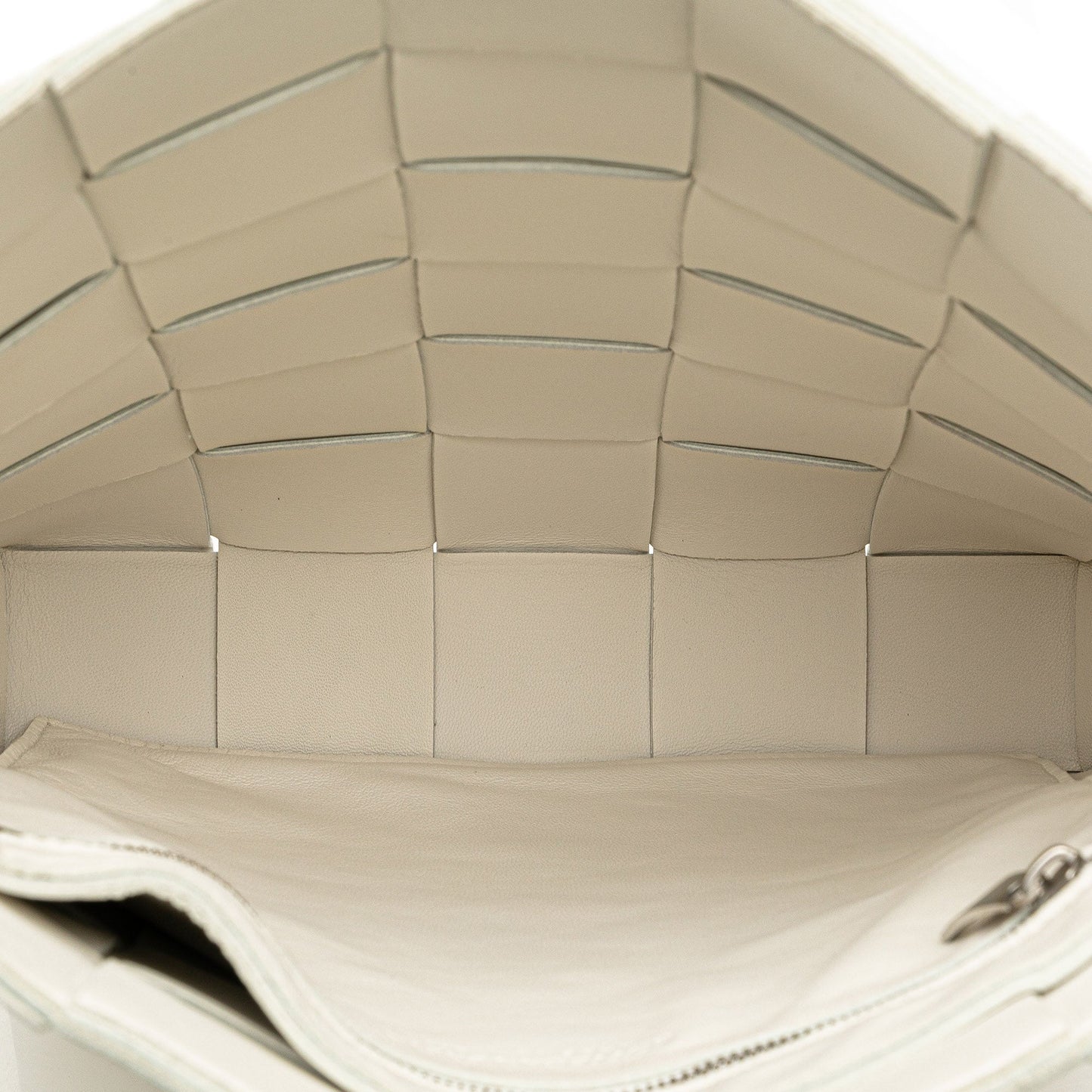 White Bottega Veneta Nappa Intrecciato Cassette Messenger Crossbody Bag