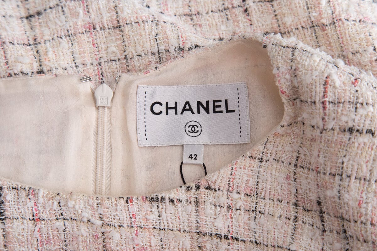 Chanel Pink and White Short Sleeve Tweed Dress SZ 42