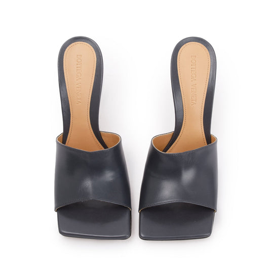 Bottega Veneta Grey Nappa Leather Stretch Mule, Size 36 w/ Box