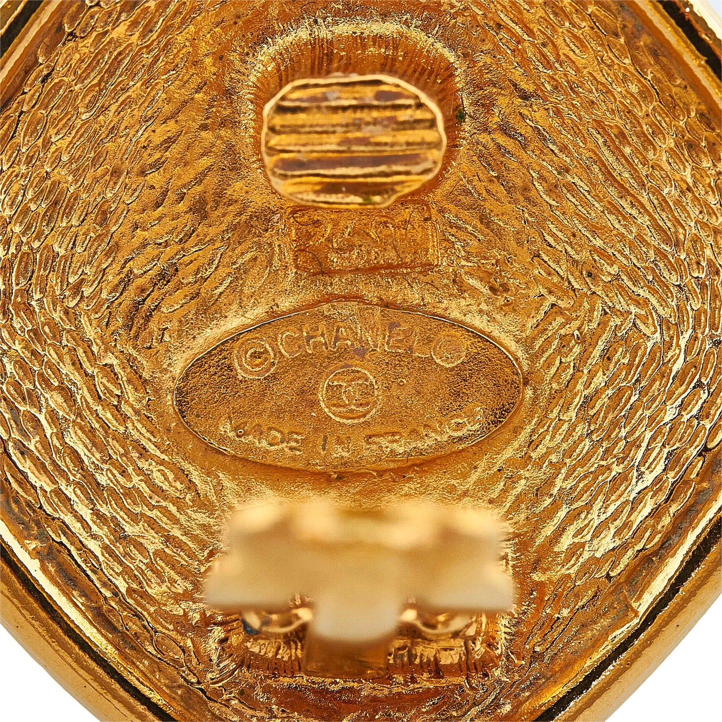 Chanel CC Clip-on Earrings (SHG-MQcTHU)