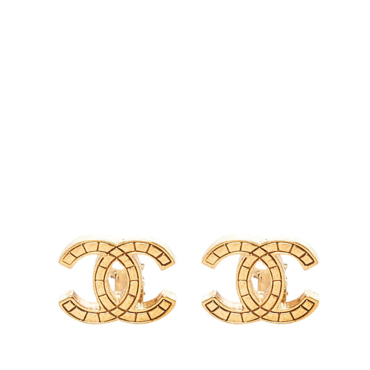 Chanel CC Clip-on Earrings (SHG-bwaGwP)
