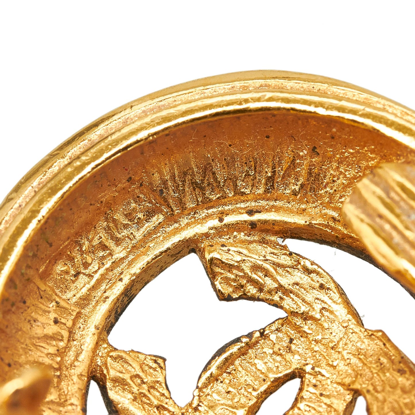 Chanel CC Clip-on Earrings (SHG-WgumWS)