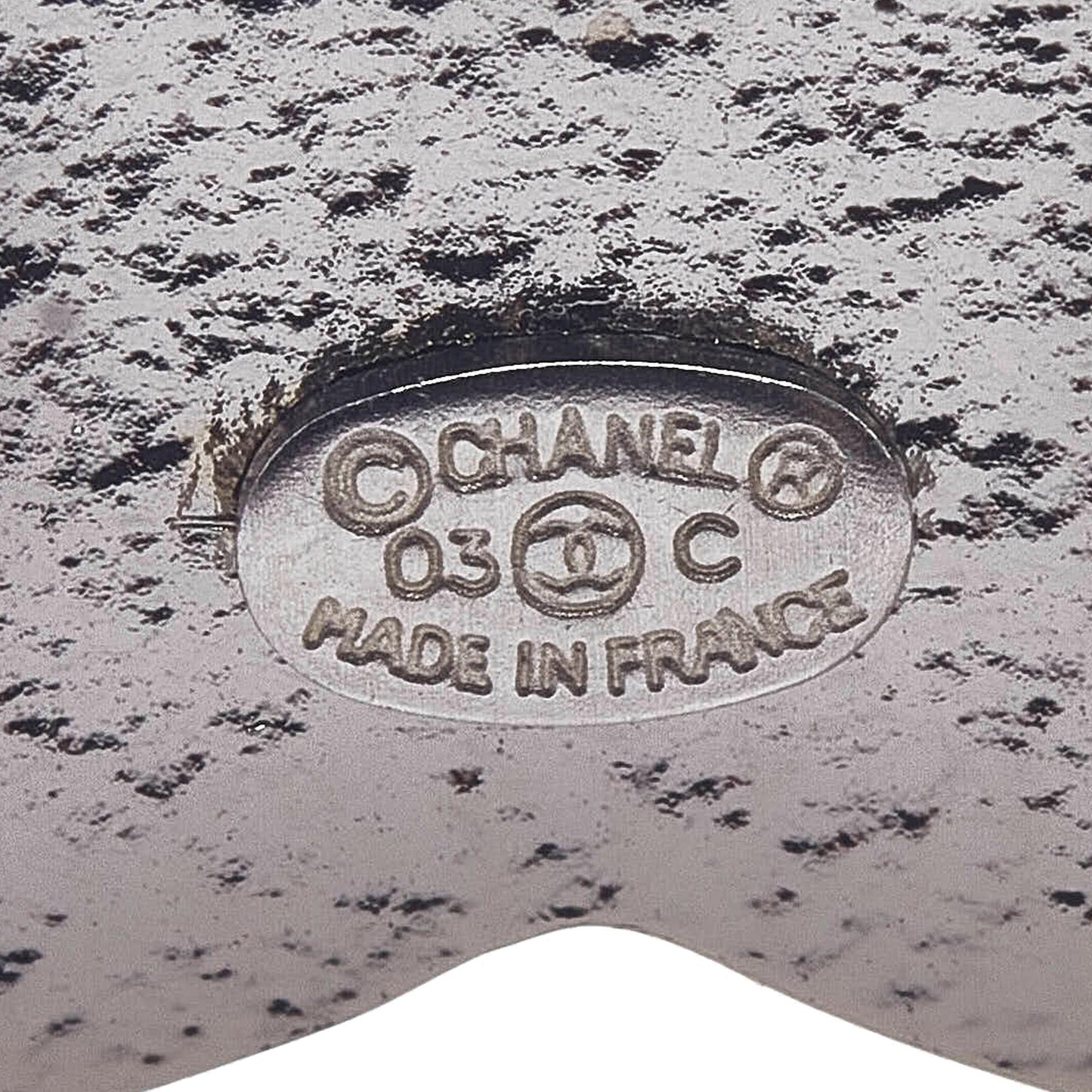 Chanel CC Faux Pearl Brooch (SHG-z0Ruvl)