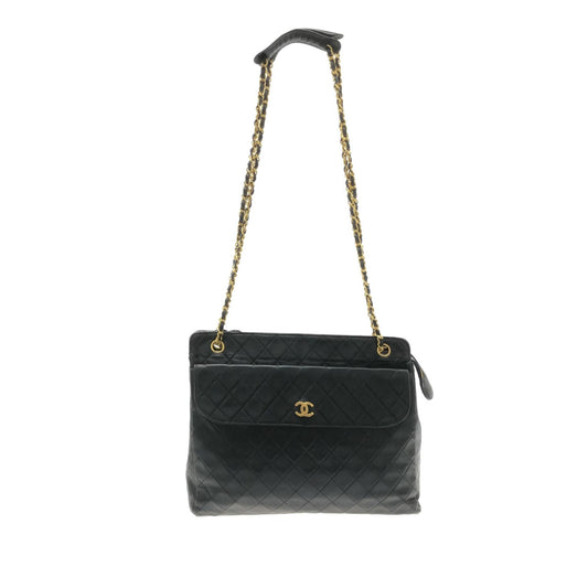 Chanel CC Quilted Lambskin Pocket Tote (SHG-0UXCKM)