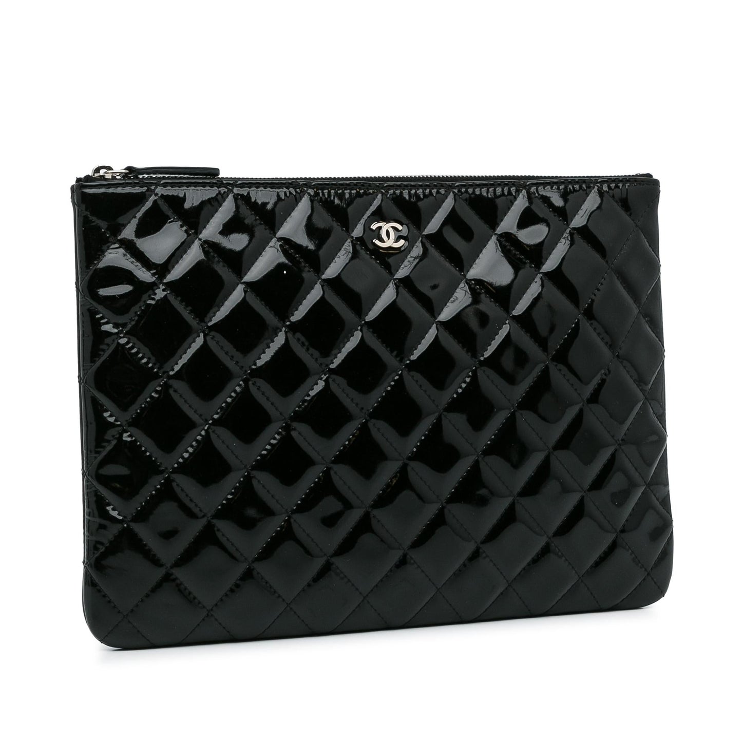 Chanel CC Quilted Patent Leather Pouch (SHG-30waO1)