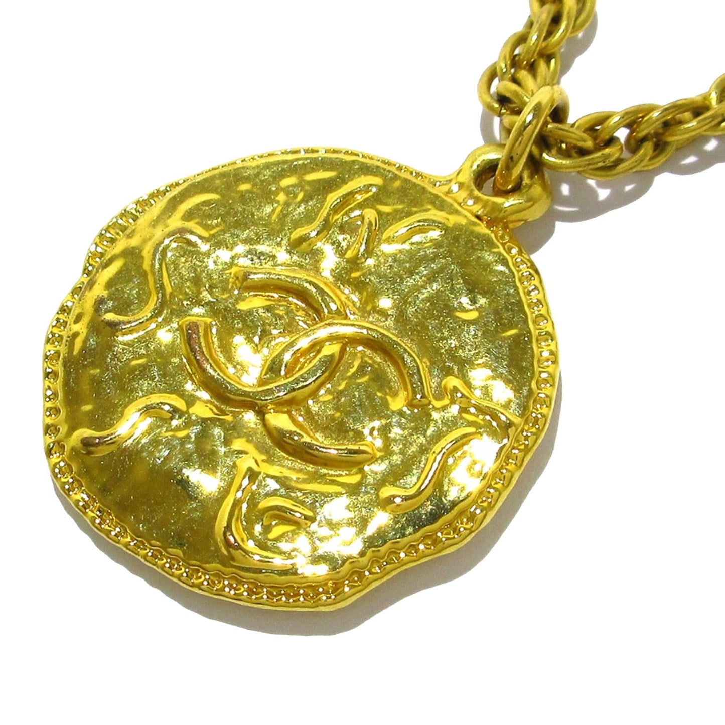 Chanel CC Round Pendant Necklace (SHG-3MffJa)