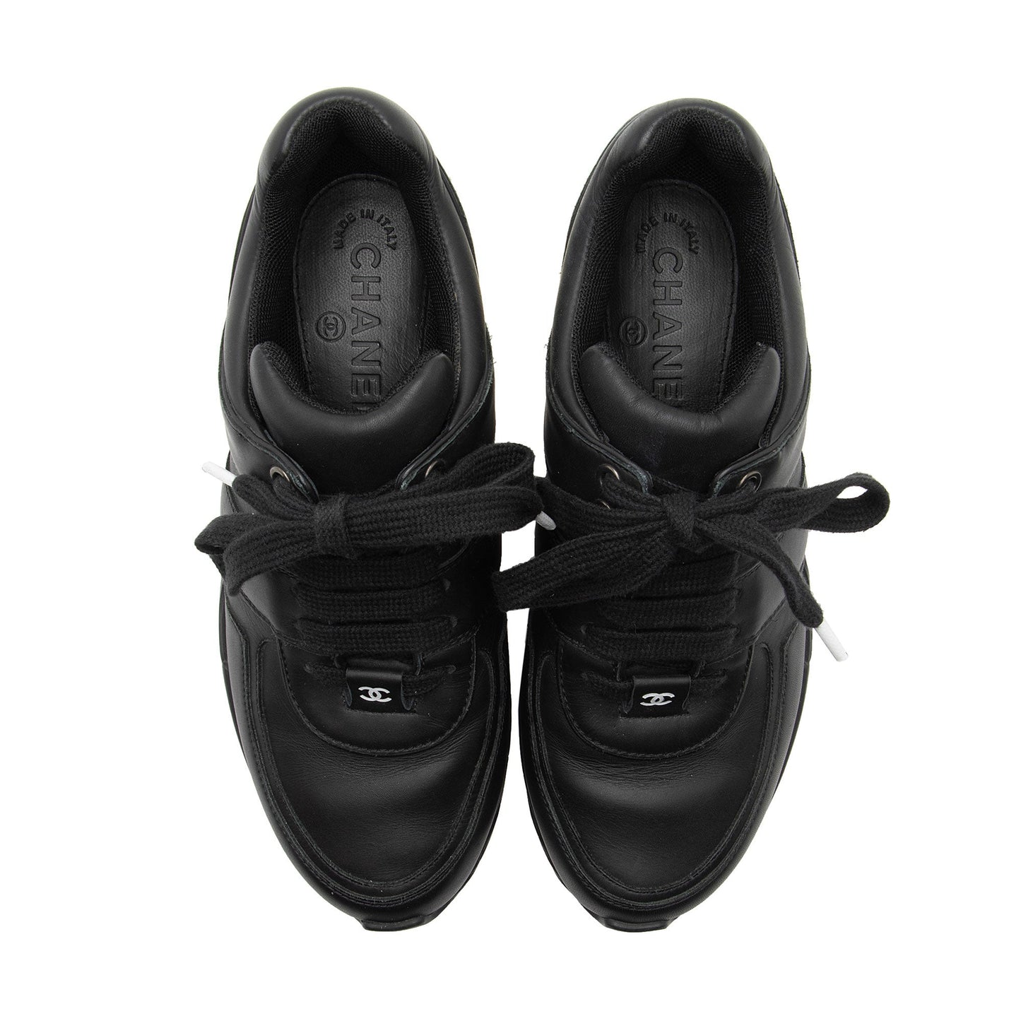 Chanel Calfskin CC Sneakers - Size 7 / 37 (SHF-CiGMEm)