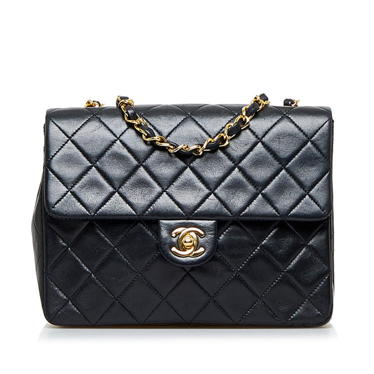 Chanel Classic Lambskin Single Flap (SHG-yfW8dh)