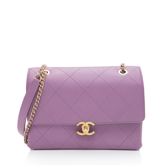 Chanel Lambskin Sleek & Chic Small Flap Bag (SHF-UMzeA2)