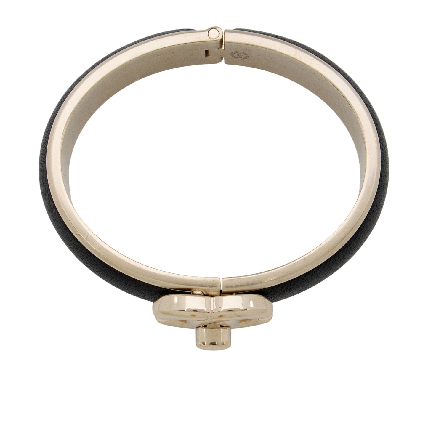 Chanel Leather CC Turnlock Narrow Cuff Bracelet (SHF-yDVGhV)