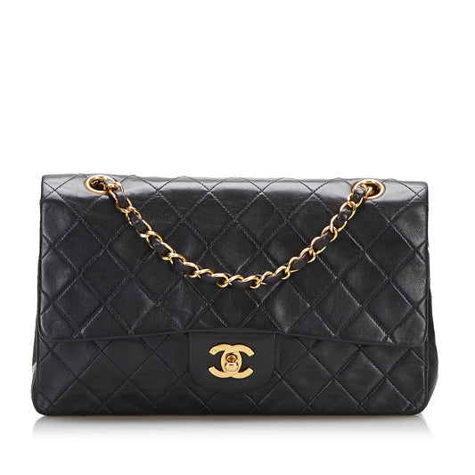 Chanel Medium Classic Lambskin Double Flap (SHG-Vy6wu2)
