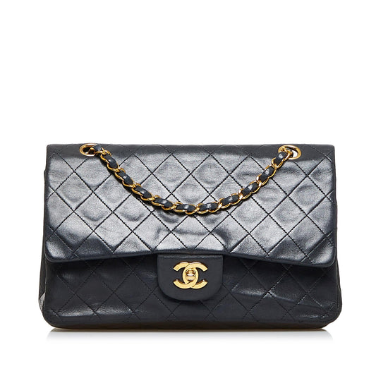 Chanel Medium Classic Lambskin Double Flap (SHG-QHtK2D)