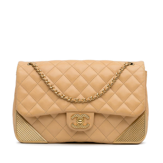 Chanel Medium Classic Lambskin Metal Edge Shoulder Bag (SHG-0qisTN)