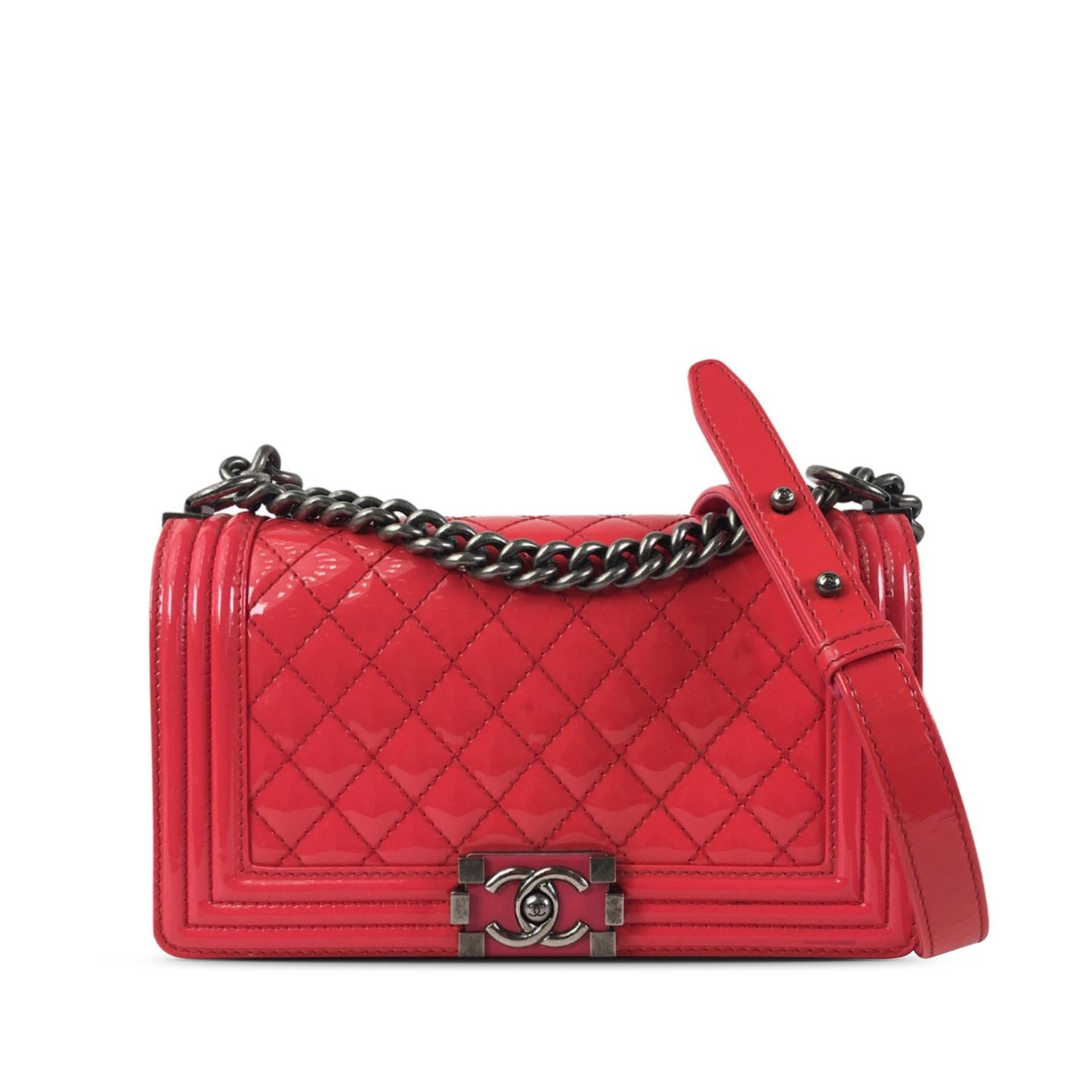 Chanel Medium Patent Boy Flap (SHG-5SohTg)
