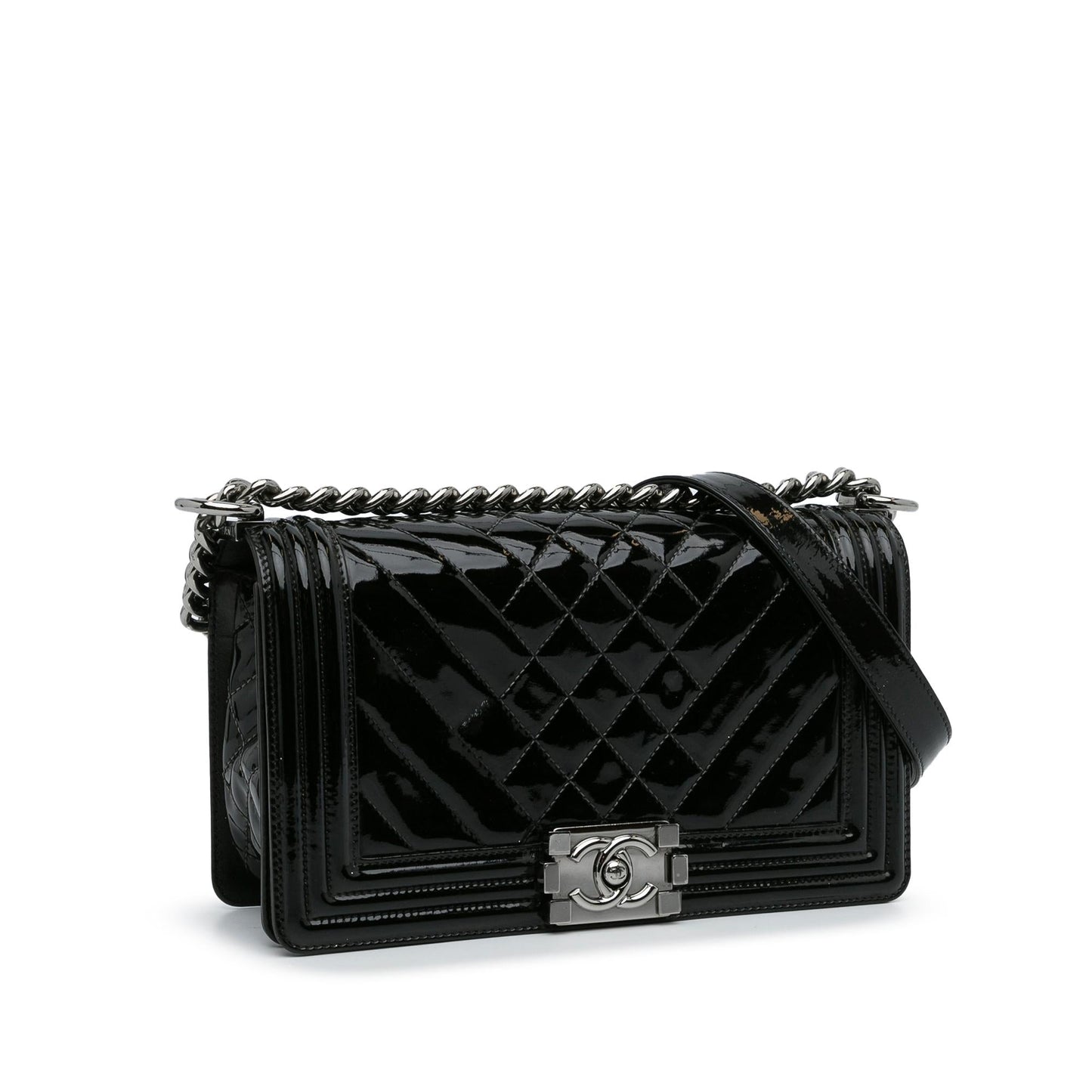 Chanel Medium Patent Chevron Boy Flap (SHG-vpSXfu)