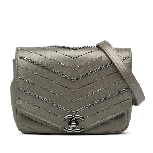 Chanel Mini Embellished Calfskin Chevron Square Envelop Flap (SHG-dgzXFp)
