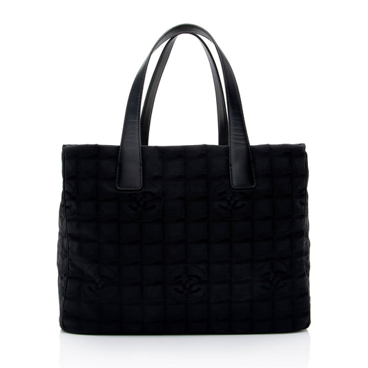 Chanel Nylon Travel Ligne Large Tote (SHF-5jrsyp)