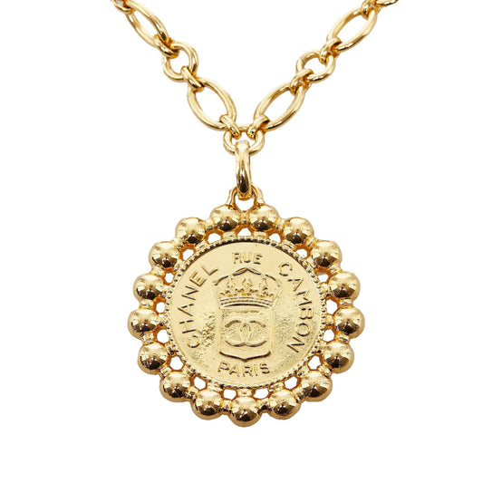 Chanel Oversized Cambon Medal Necklace (SHG-186ose)