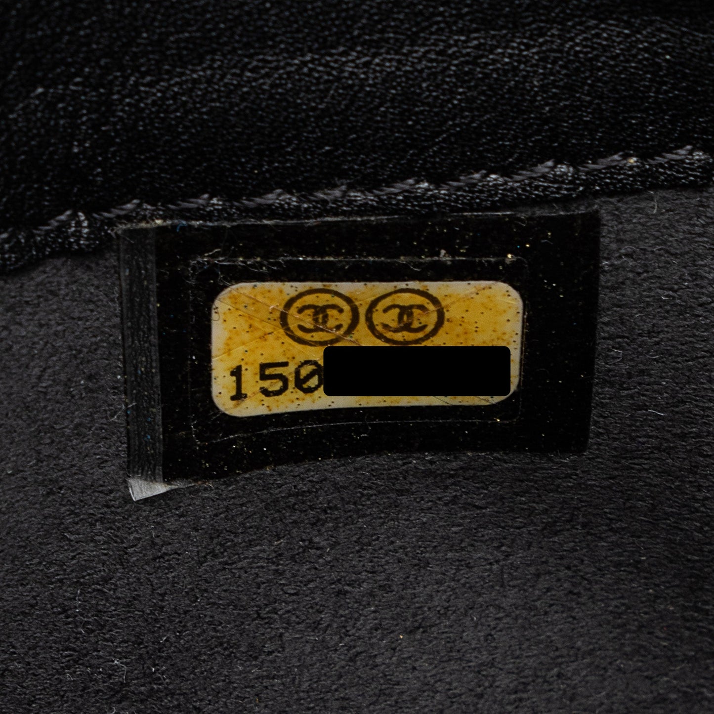 Chanel Patent Leather CC Brilliant iPad Case (SHF-NuaWXc)