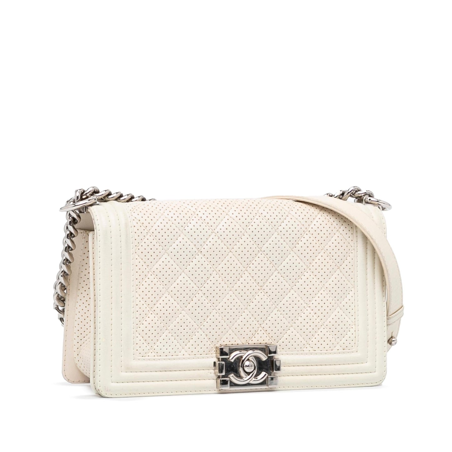 Chanel Perforated Lambskin Boy Flap (SHG-j0q4NI)