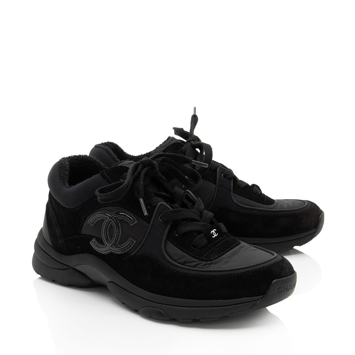 Chanel Suede Calfskin CC Sneakers - Size 7.5 / 37.5 (SHF-PJYB9I)