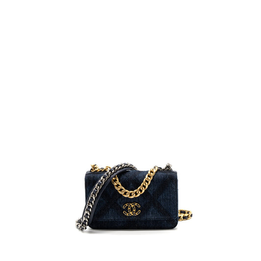 Chanel 19 wallet on chain limited denim dark blue multicolour hardware (microchip)