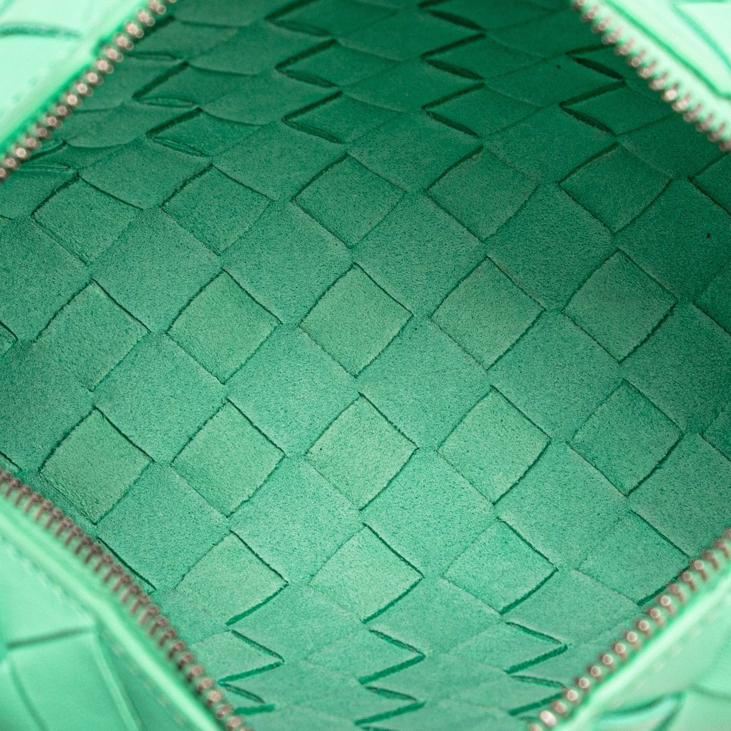 Bottega Veneta Sac Mini Nappa Intrecciato Loop Camera Bag