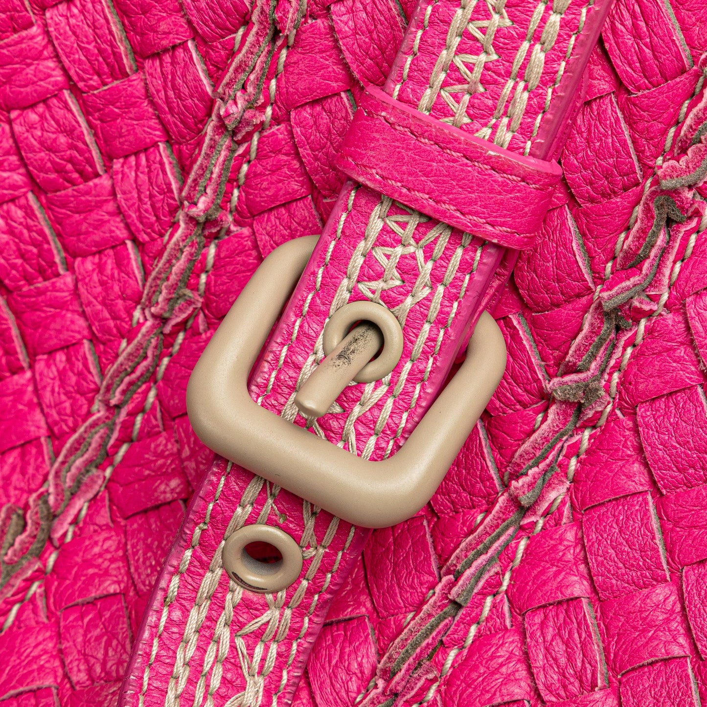 Pink Bottega Veneta Intrecciato Vivo Cervo Satchel