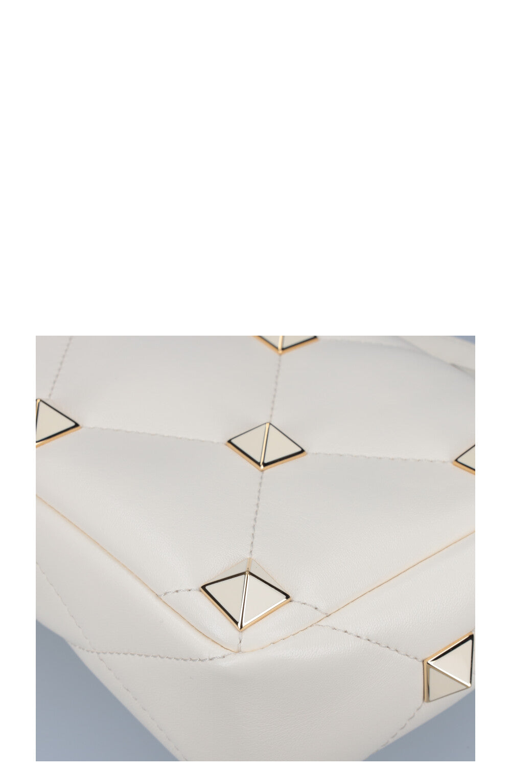 VALENTINO Roman Stud Bag Medium