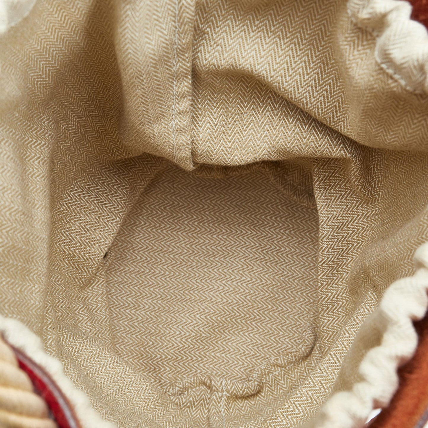 Hermes Clemence Mangeoire Bucket PM (SHG-whCmlQ)