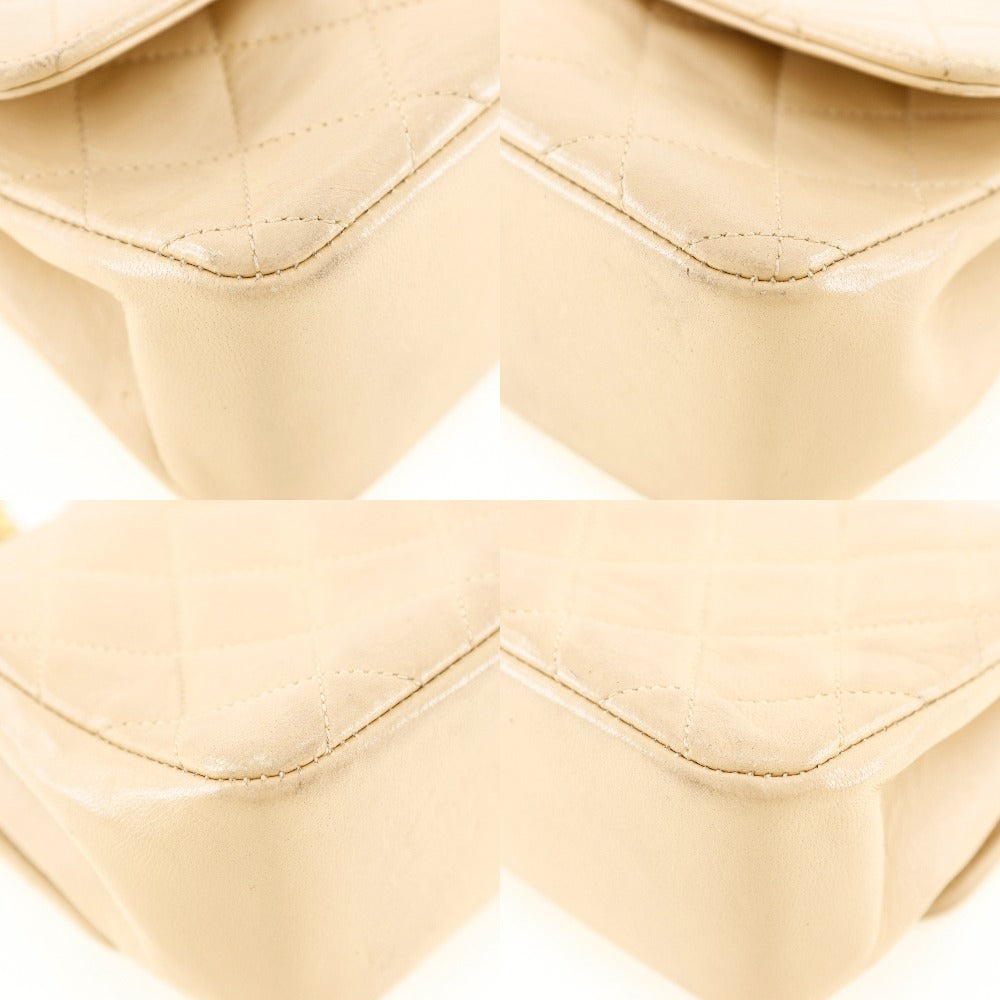 Chanel Medium Classic Single Flap Bag  Leather Shoulder Bag 18268930 in New Condition