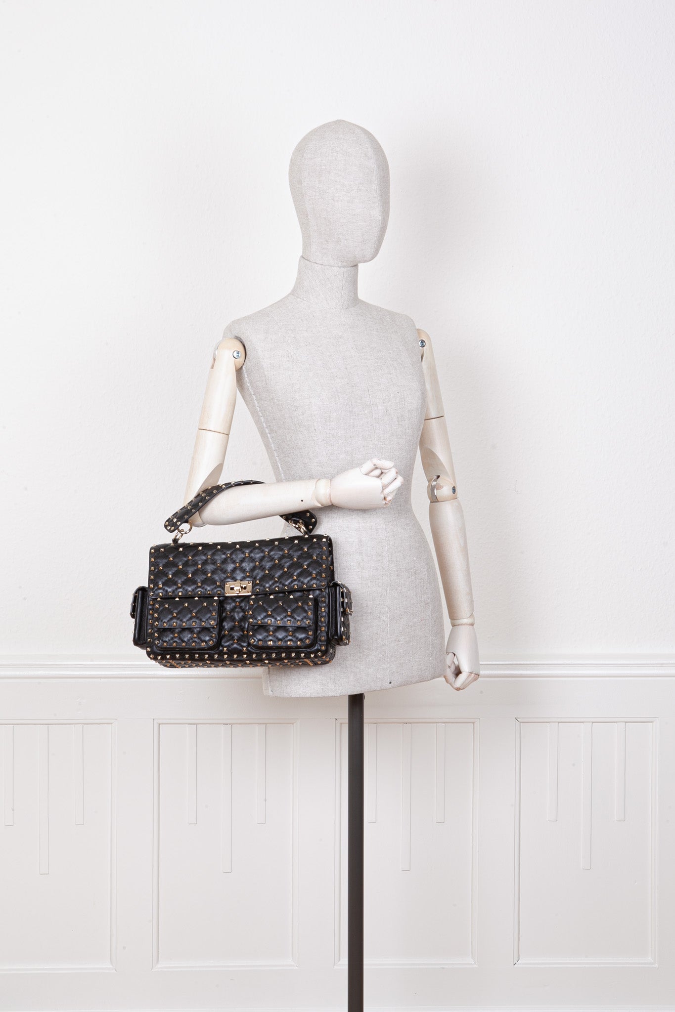 VALENTINO Rockstud Multipocket Bag