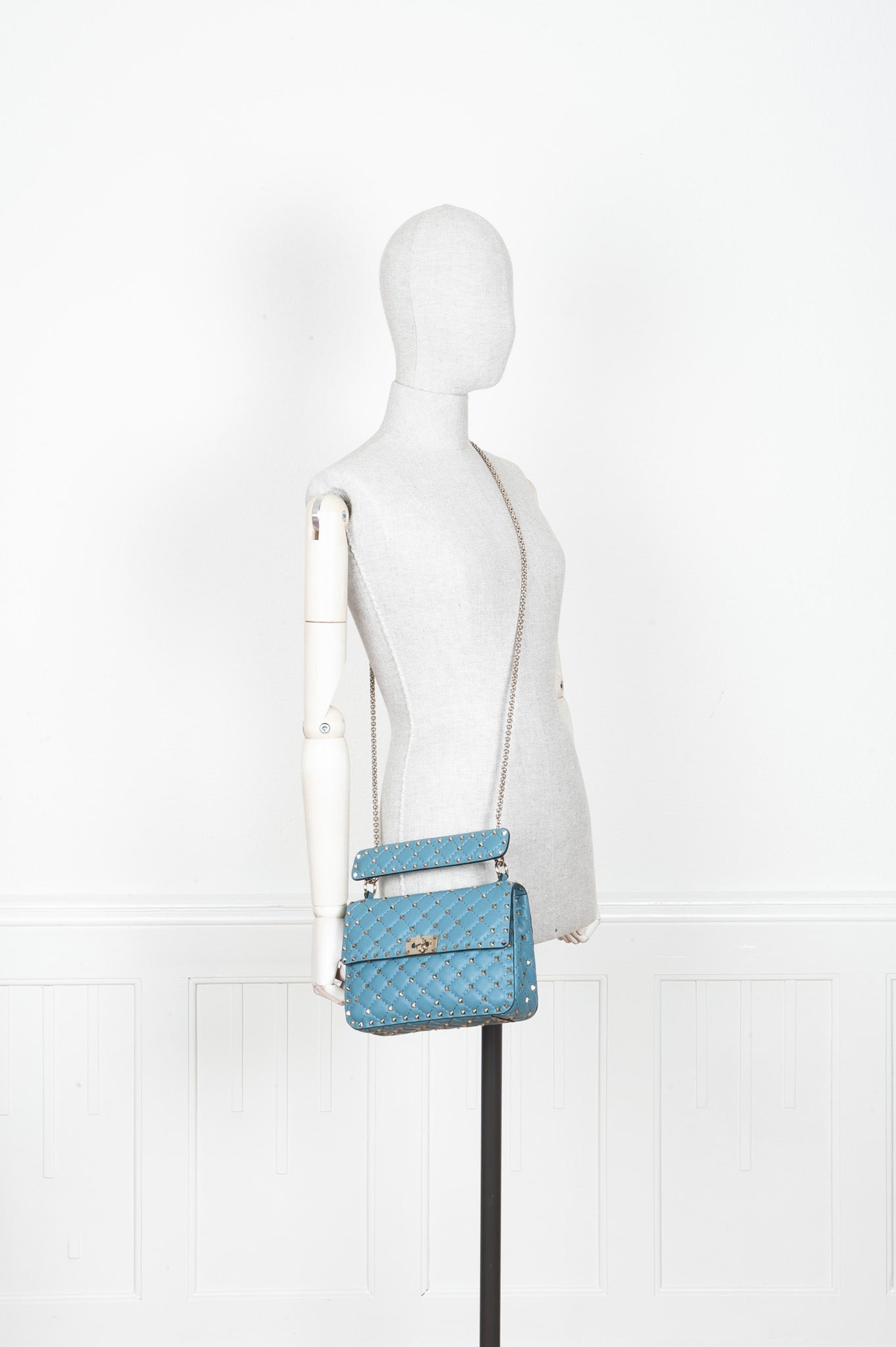 VALENTINO Free Rockstud Spike Bag Blue