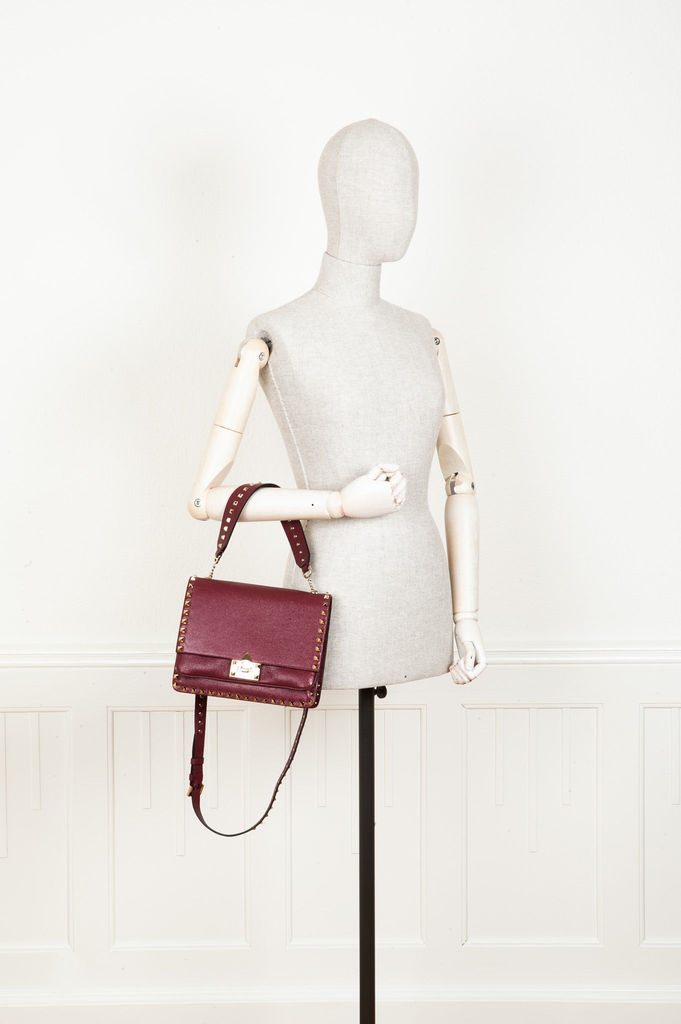 VALENTINO Rockstud Flip Lock Flap Bag Burgundy