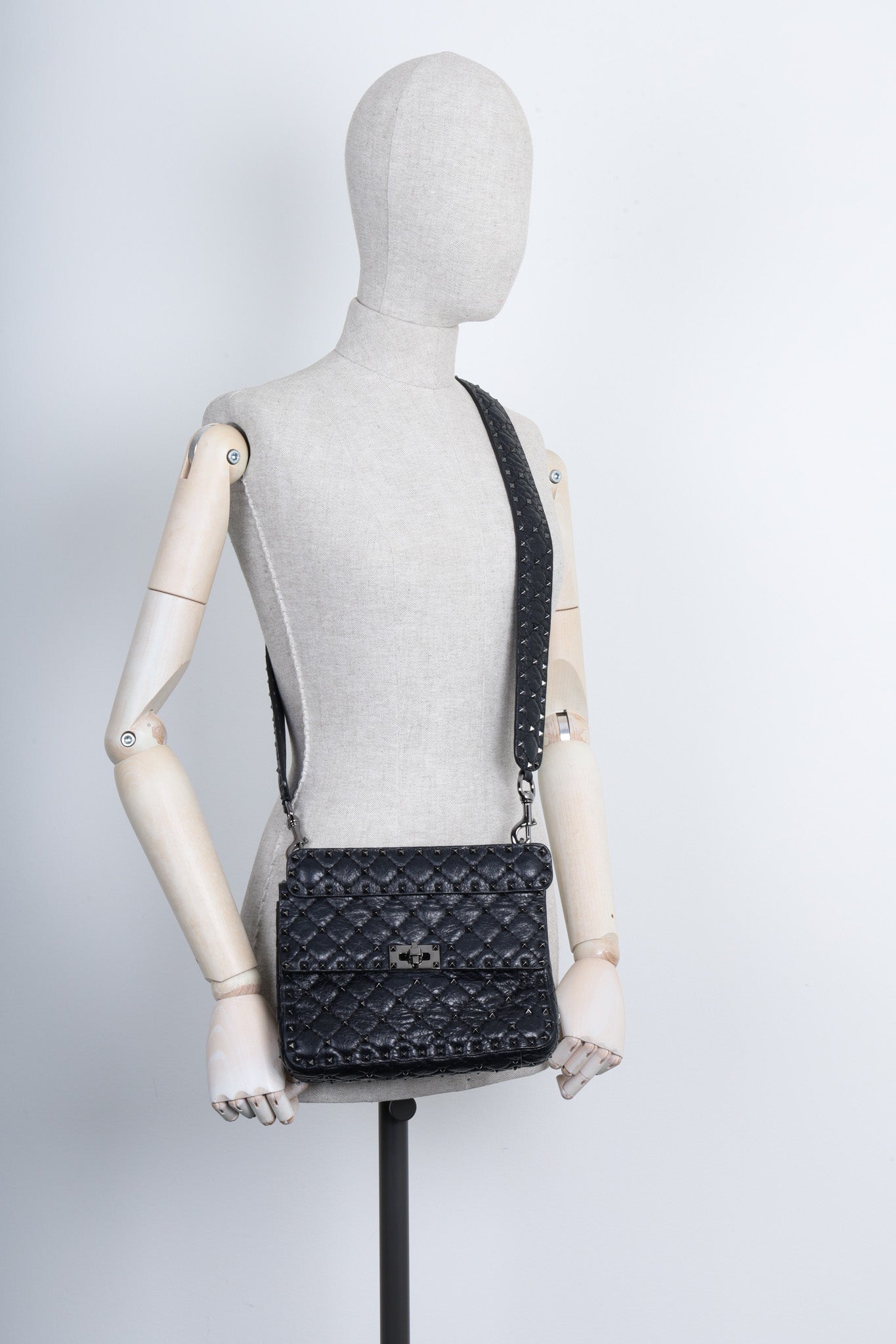 VALENTINO Rockstud Spike Bag Medium Black