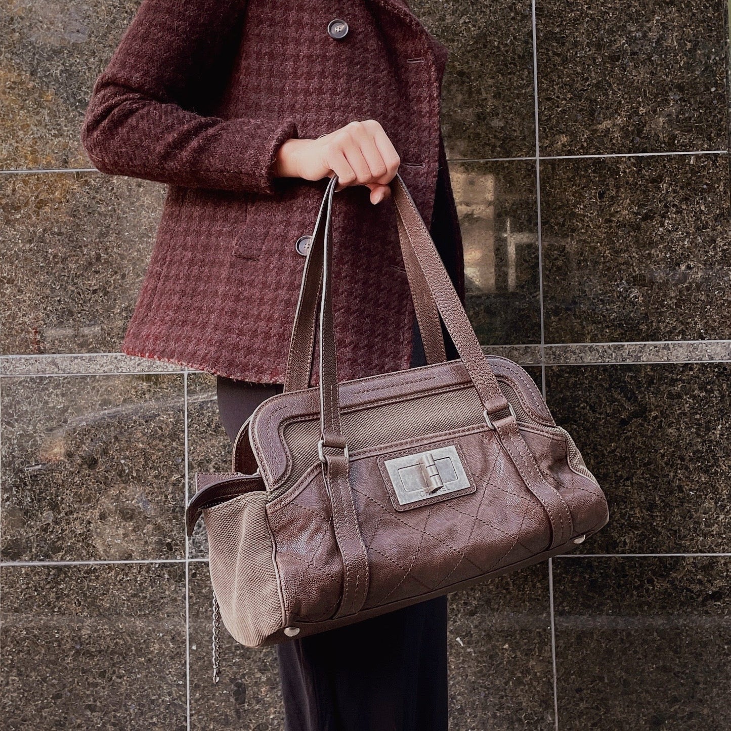 CHANEL vintage 2.55 Shoulder Bag